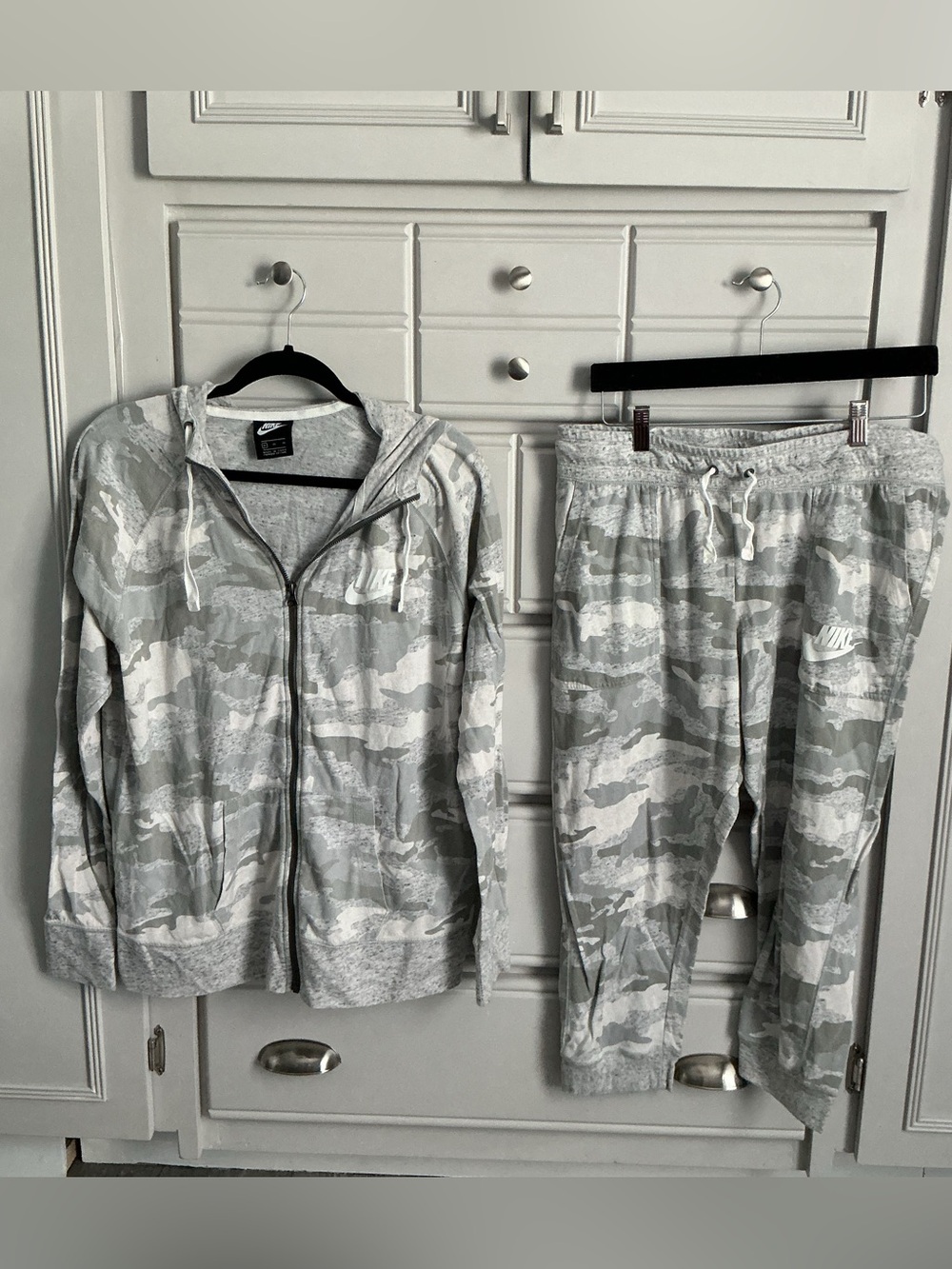 Nike Heathered Gray Camouflage Gym Set L/XL